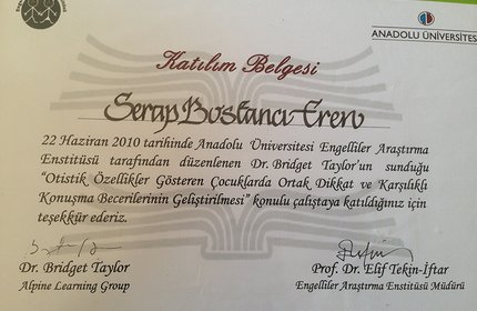 Otistik özellik gösteren çocuklarda ortak dikkat ve karşılıklı konuşma becerilerinin geliştirilmesi